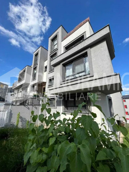 APARTAMENT 2 CAMERE, DONATH PARK