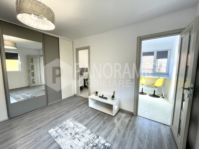 APARTAMENT CU 2 CAMERE, ZONA PIATA 1 MAI