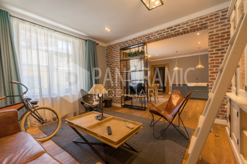 APARTAMENT CU 2 CAMERE IN CENTRU