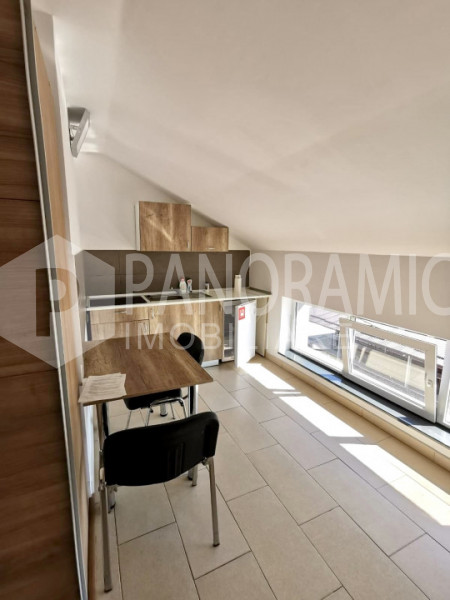 Apartament cu 2 camere semidecomandate - Mărăști/Bulgaria