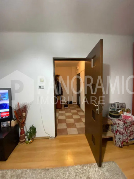 APARTAMENT CU 2 CAMERE - HOREA ZONA GARĂ