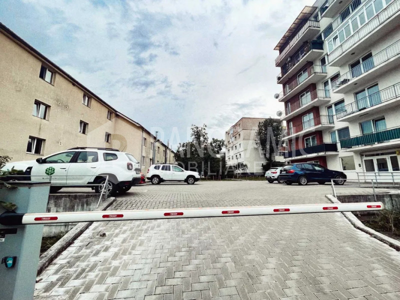 Apartament cu 2 camere semidecomandate - Zorilor zona Spitalul de Recuperare