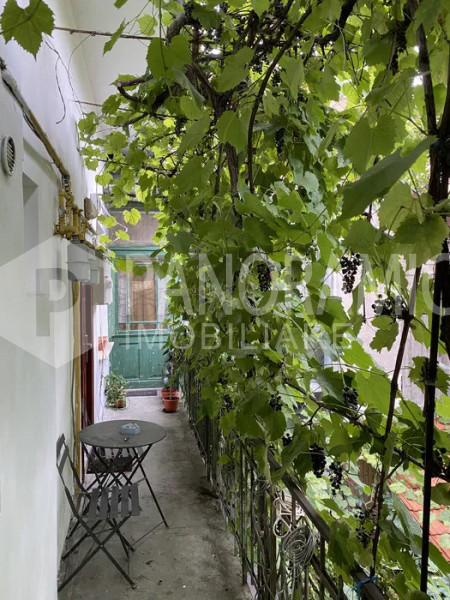 APARTAMENT CU 1 CAMERA LA CASA IN CURTE COMUNA, ULTRACENTRAL