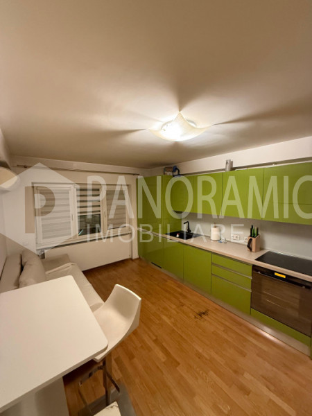 Apartament 2 camere semi decomandate Centru/Horea