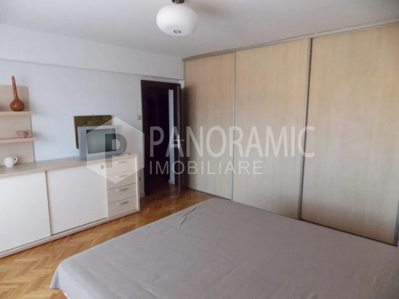 Apartament 3 camere - Zona Piata Cipariu