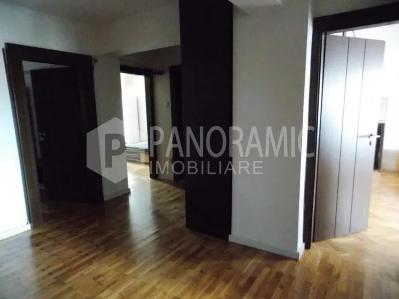 Apartament 3 camere - Zona Piata Cipariu