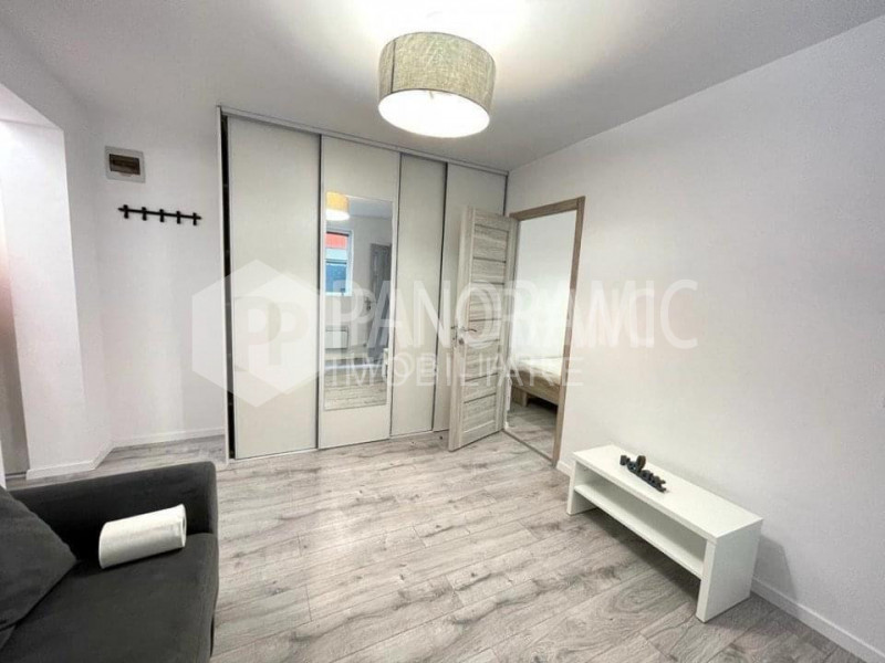 Apartament 2 cam semi decomandate Piata 1 Mai -IRIS