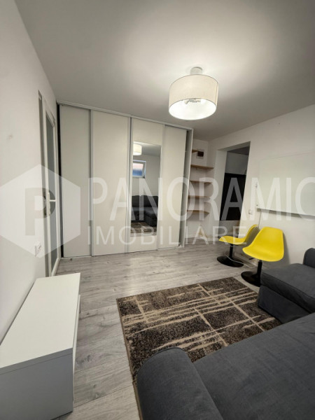 Apartament 2 cam semi decomandate Piata 1 Mai -IRIS