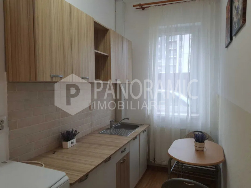 APARTAMENT CU 2 CAMERE - BUNĂ ZIUA MIHAI ROMÂNUL