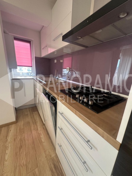 Apartament 4 camere Floresti