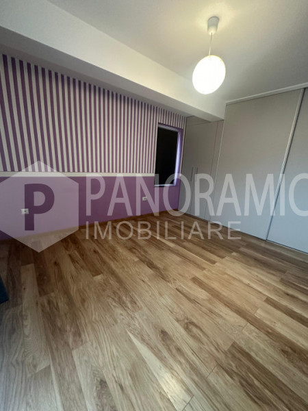 Apartament 4 camere Floresti