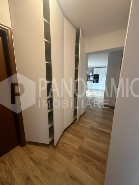 Apartament 4 camere Floresti