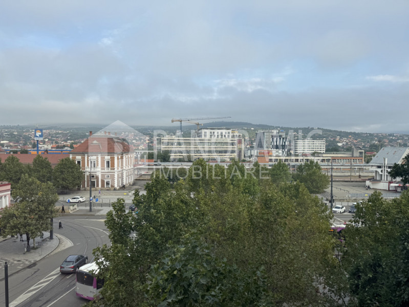 APARTAMENT CU 2 DORMITOARE - HOREA/GARA CFR