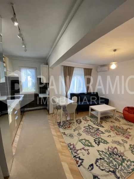 APARTAMENT CU 3 CAMERE - MĂNĂȘTUR MEHEDINȚI