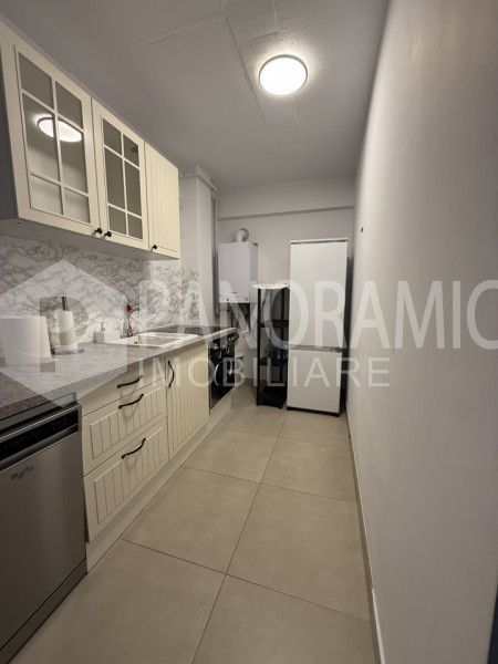 Apartament 2 camere semi-decomandate Calea Baciului