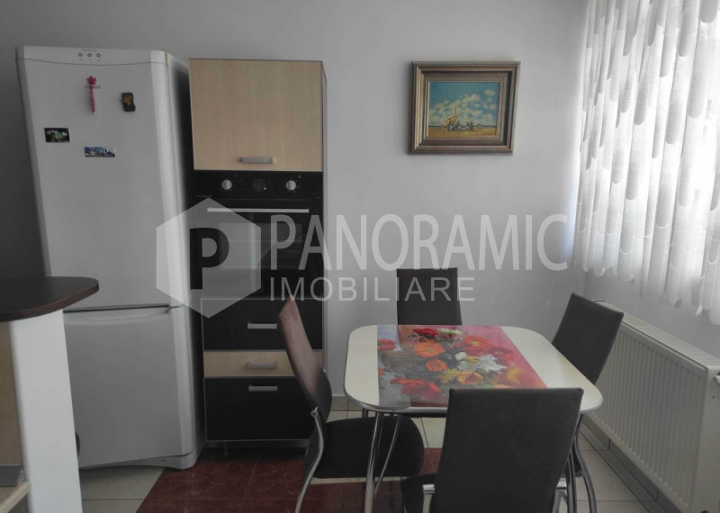 Apartament 3 camere (2 Dormitoare) ZORILOR zona Golden Tulip