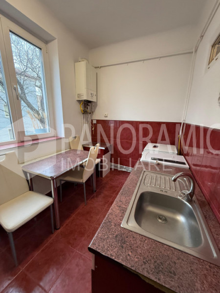 Apartament 2 camere semi-decomandate Zona centrala Cluj-Napoca