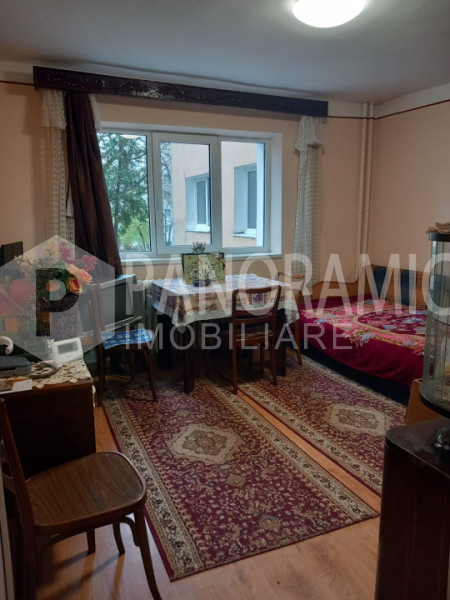 APARTAMENT CU 2 CAMERE - MĂNĂȘTUR MEHEDINȚI
