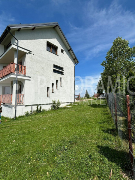 Pensiune / Duplex ultrafinisat cu vedere panoramică spre Lacul Beliș