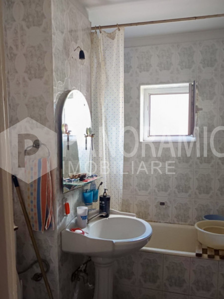 APARTAMENT 4 CAMERE, ZONA MICRO 17
