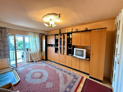 APARTAMENT 4 CAMERE, ZONA MICRO 17