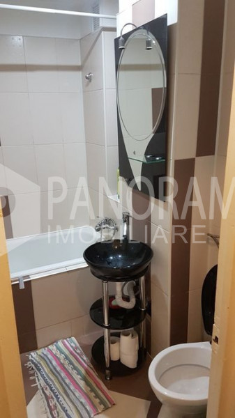 Garsonieră, Mănăștur, Parâng