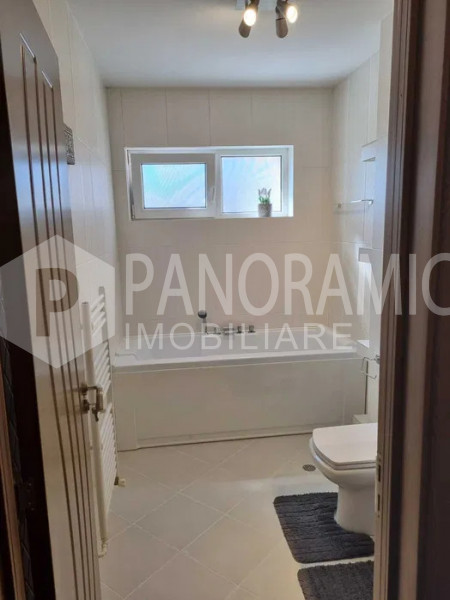 APARTAMENT CU 2 CAMERE, PORII, FLORESTI