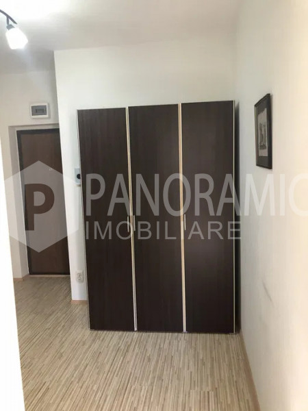Apartament cu 2 camere semidecomandate - Bună Ziua