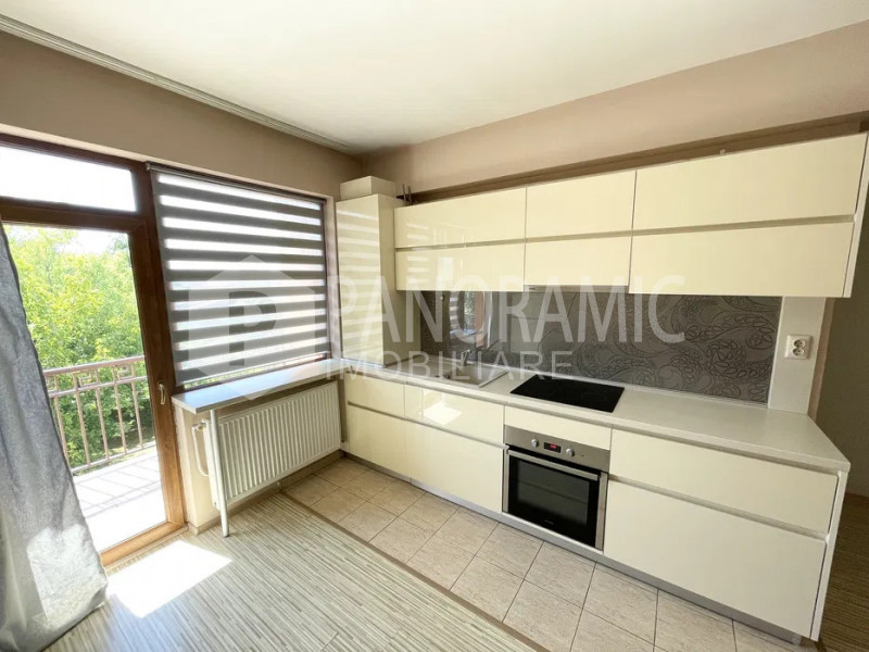 Apartament cu 2 camere semidecomandate - Bună Ziua