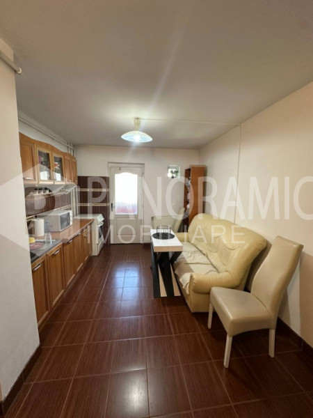 APARTAMENT CU 2 CAMERE, MANASTUR, IZLAZULUI