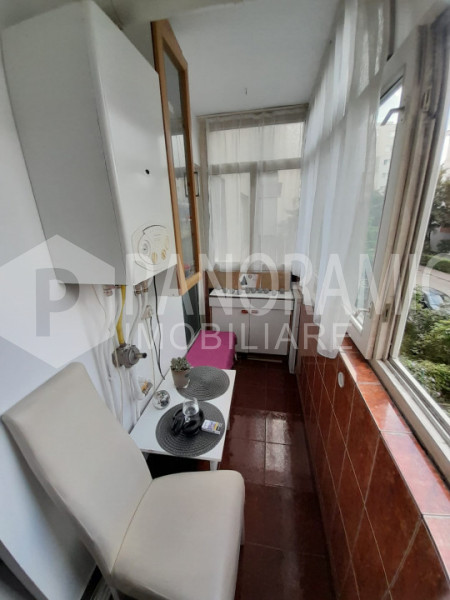 APARTAMENT CU 2 CAMERE, MANASTUR, IZLAZULUI