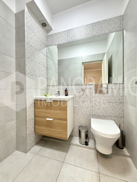 3 Camere, Micro 17