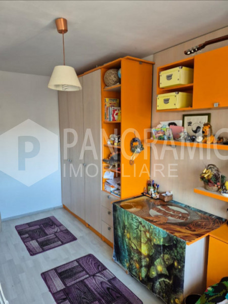 Apartament cu 4 camere semidecomandate - Mănăștur Calea Florești