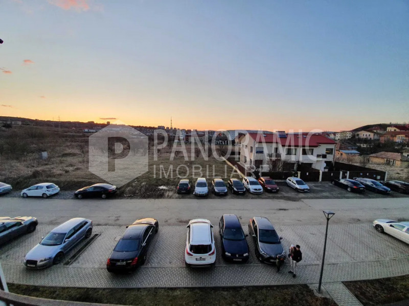Apartament cu 2 camere decomandate - Borhanci