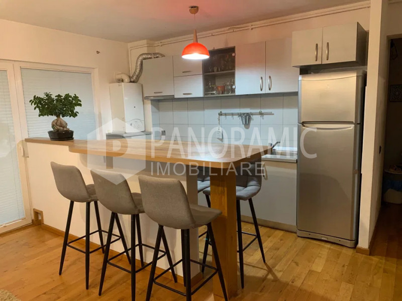 Apartament cu 2 camere semidecomandate - Bună Ziua