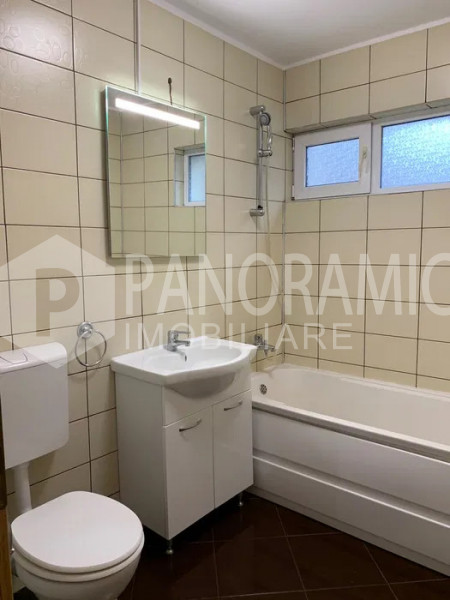 Apartament cu 2 camere semidecomandate - Bună Ziua