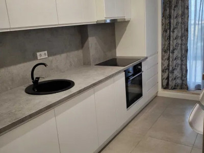 Apartament 3 camere (2 dormitoare) Frunzisului 