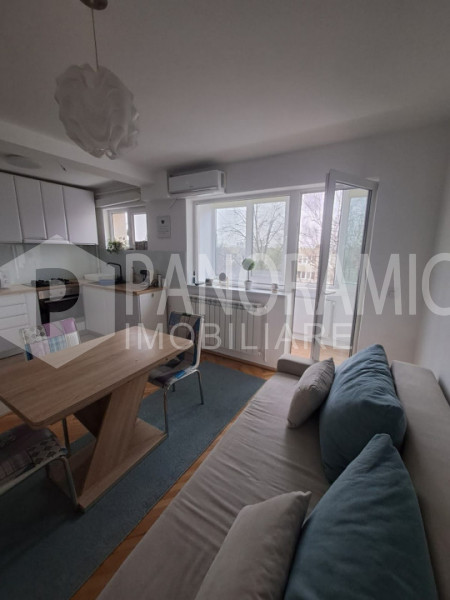 Apartament cu 4 camere (3 dormitoare) - strada Bucium