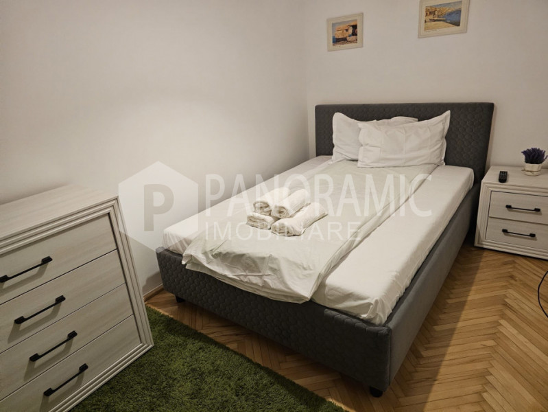 Apartament cu 4 camere (3 dormitoare) - strada Bucium