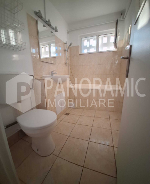 Apartament cu 3 camere (2 dormitoare) - strada Constantin Brâncuși