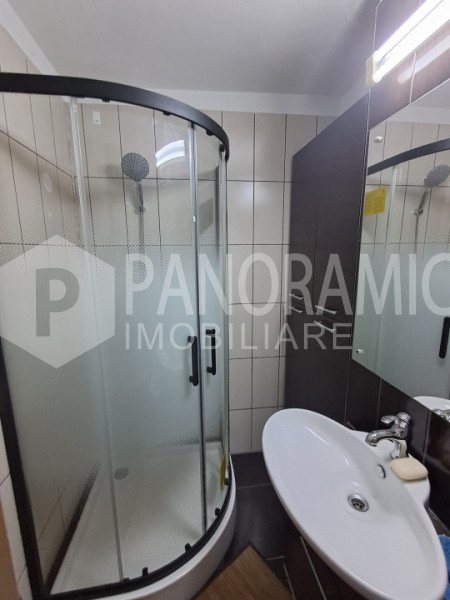 Apartament cu 3 camere (2 dormitoare) - strada Aurel Vlaicu, Mărăști