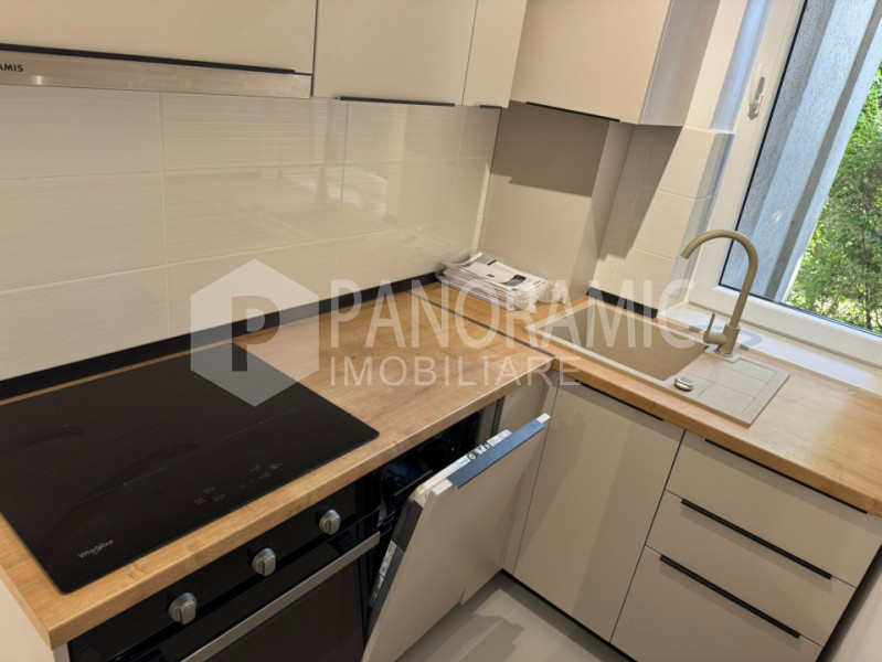 Apartament cu 2 camere - Strada Plopilor