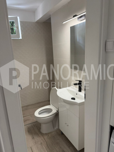 Apartament cu 2 camere - Strada Plopilor