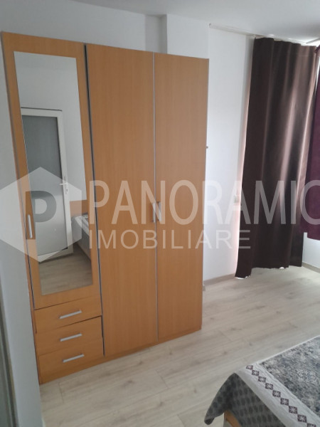Apartament cu 3 camere (2 dormitoare) - Strada Rodnei