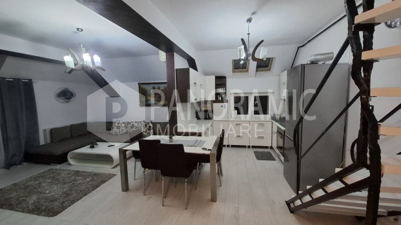 Apartament pe 2 nivele (3 dormitoare) -  Strada Horea, Zona Semicentrală