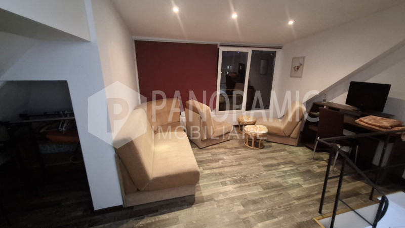 Apartament pe 2 nivele (3 dormitoare) -  Strada Horea, Zona Semicentrală