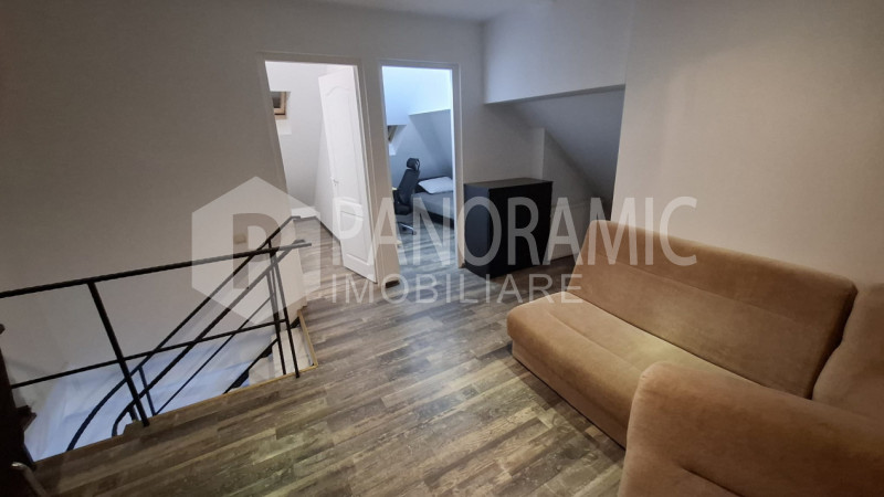 Apartament pe 2 nivele (3 dormitoare) -  Strada Horea, Zona Semicentrală