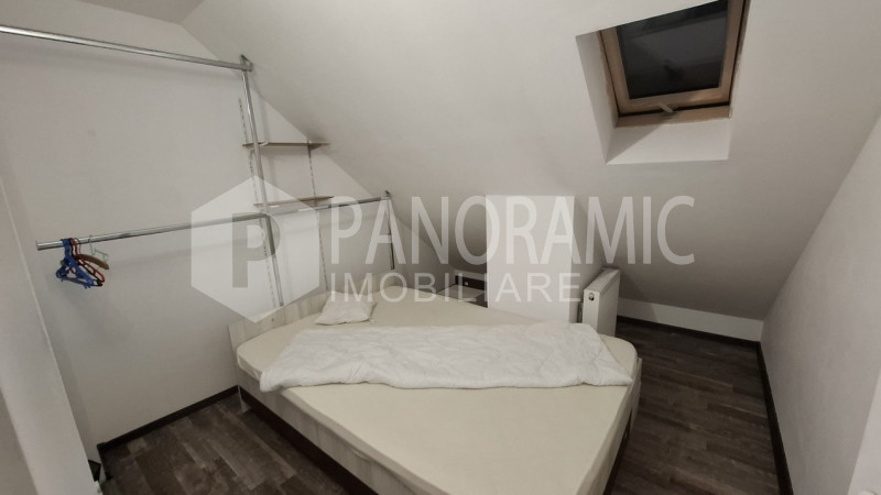 Apartament pe 2 nivele (3 dormitoare) -  Strada Horea, Zona Semicentrală