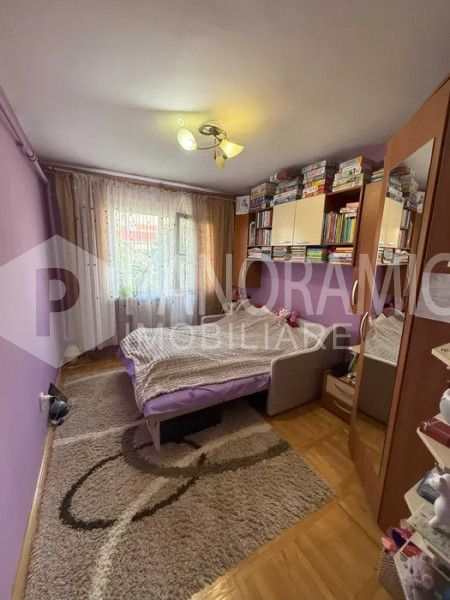 Apartament cu 3 camere (2 dormitoare) - Grigorescu/Zona Fântânele