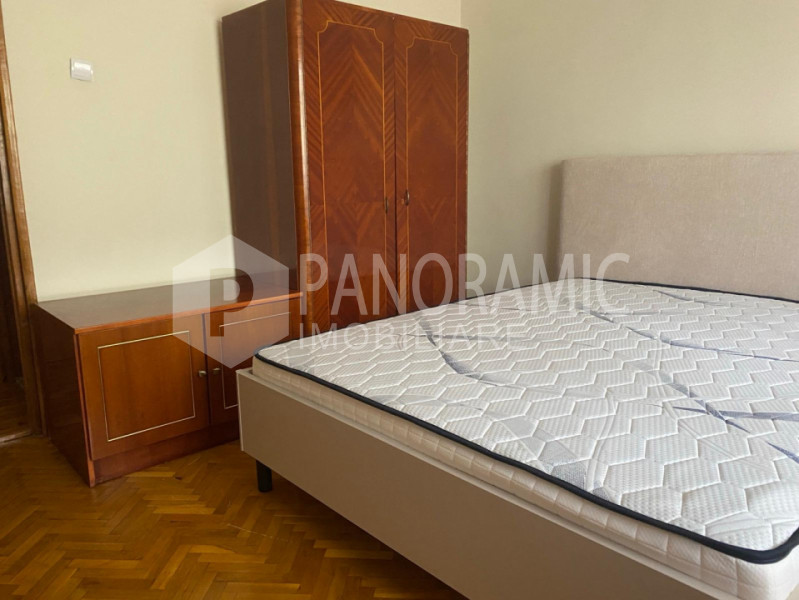 Apartament cu 4 camere (2 dormitoare) - Zorilor